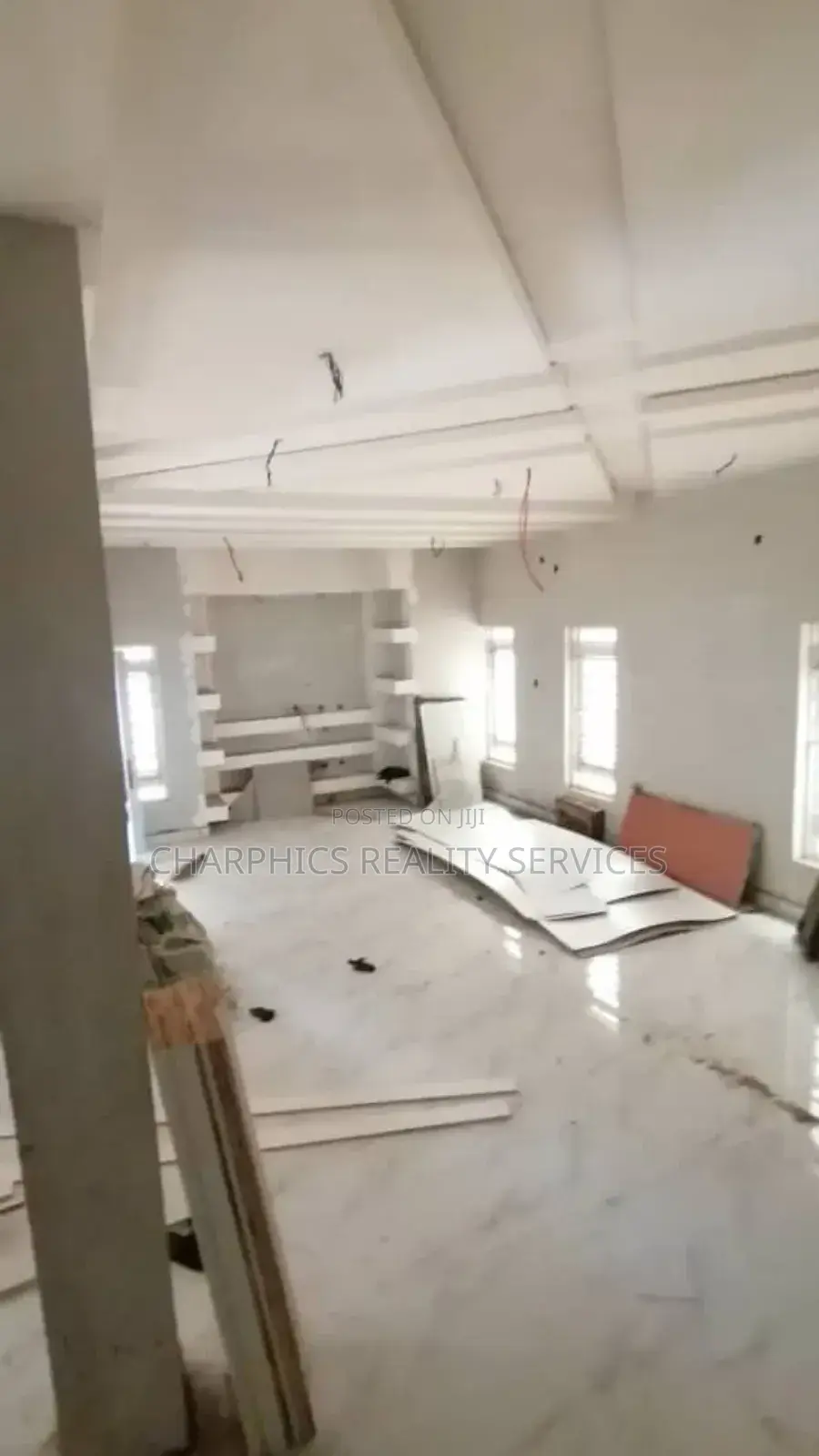 5bdrm Duplex in Omole Phase 2 for sale in Omole Phase 2