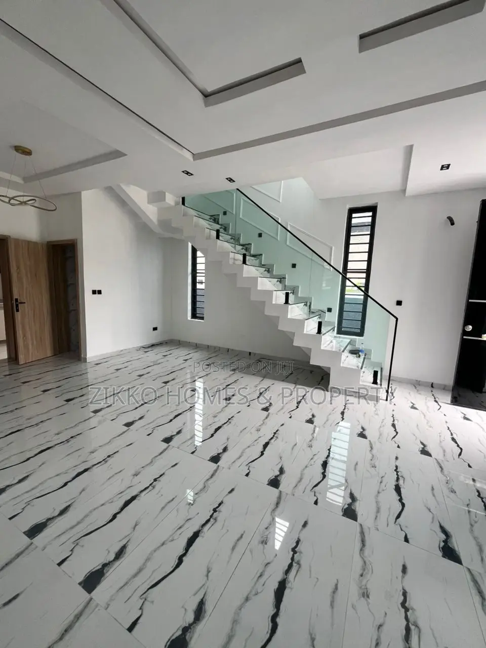 Furnished 5bdrm Duplex in Ikota for sale in Ikota