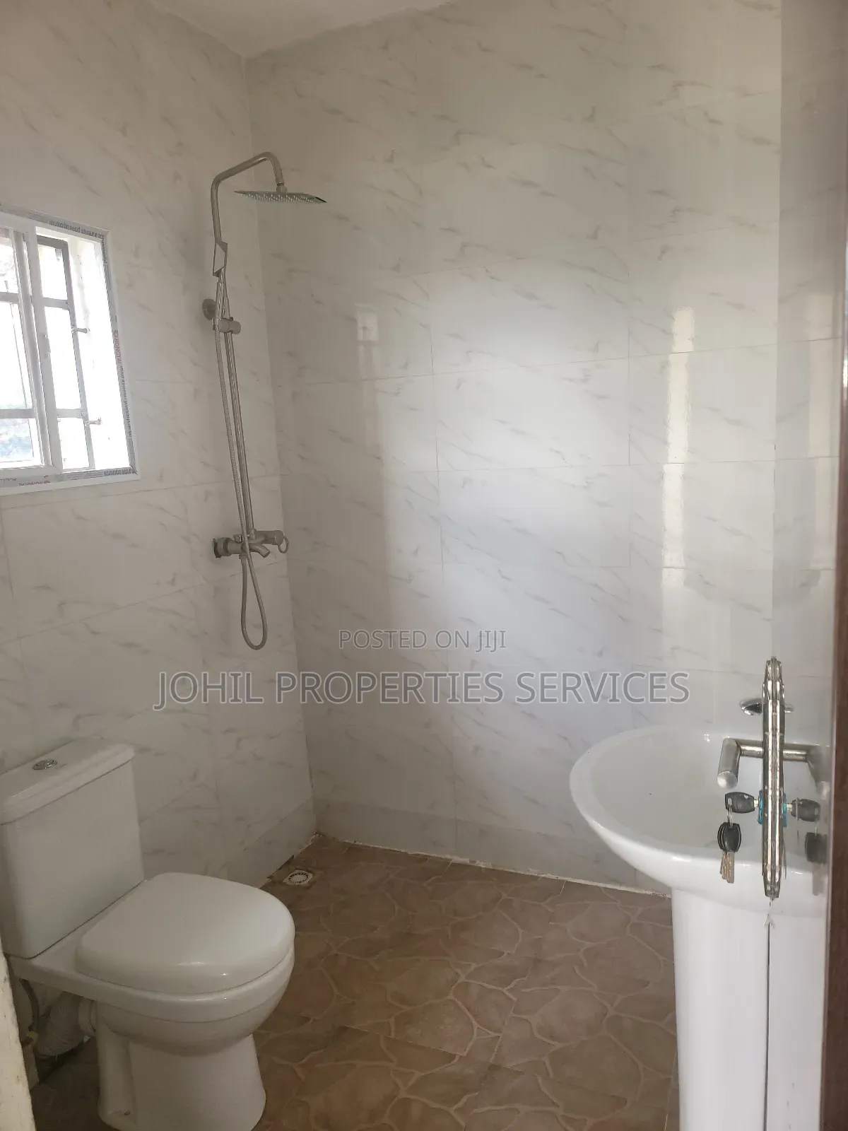 4bdrm Duplex in Admiralty Estate, Asokoro for rent in Asokoro