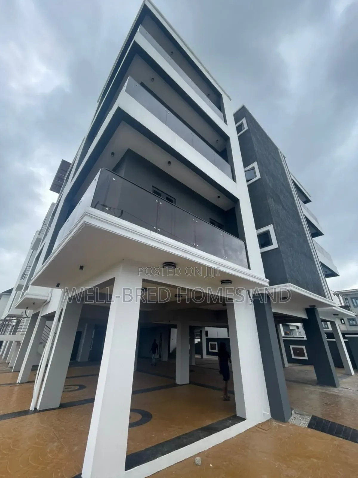 2bdrm Apartment in Ikate Lekki Lagos for rent in Lekki