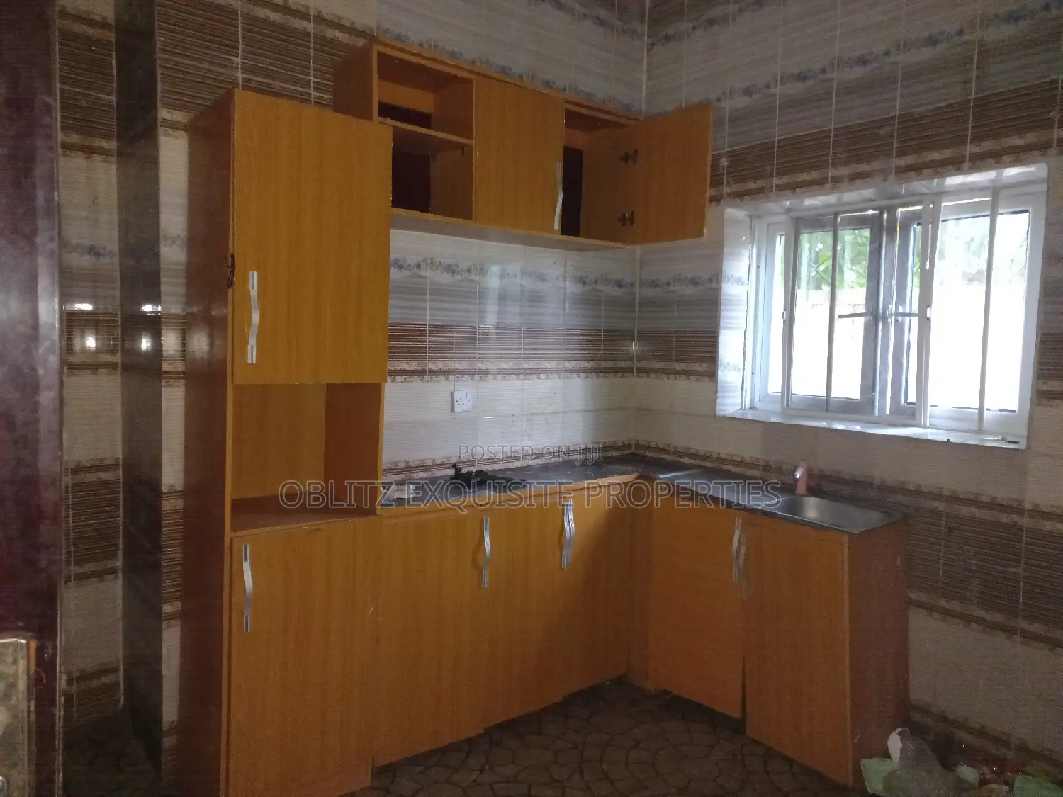 3bdrm Apartment in Imo Housing Estate, Owerri for rent in Owerri