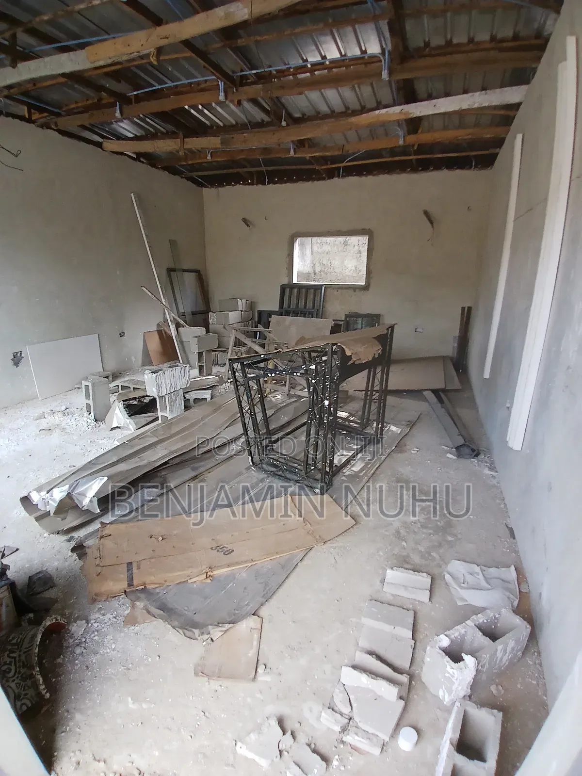 A Massive and Lovely Shop for Rent in Plaza Facing Express in Ajah