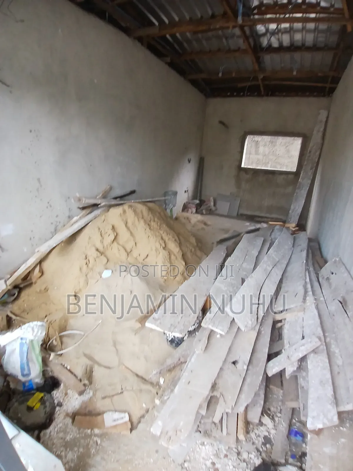 A Massive and Lovely Shop for Rent in Plaza Facing Express in Ajah