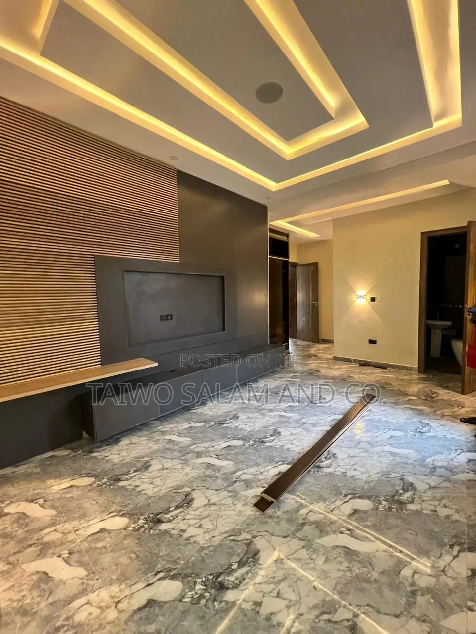 4bdrm Duplex in Akobo for sale in Akobo