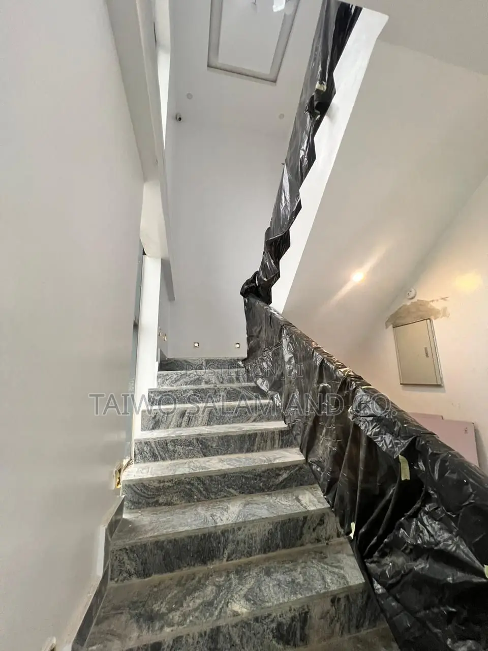 4bdrm Duplex in Akobo for sale in Akobo