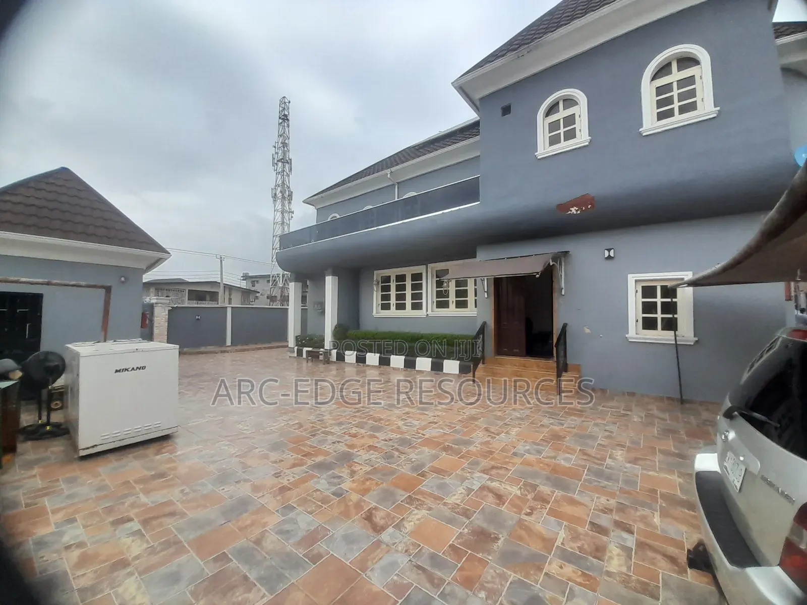 10bdrm Duplex in Ago Palace for sale in Ago Palace