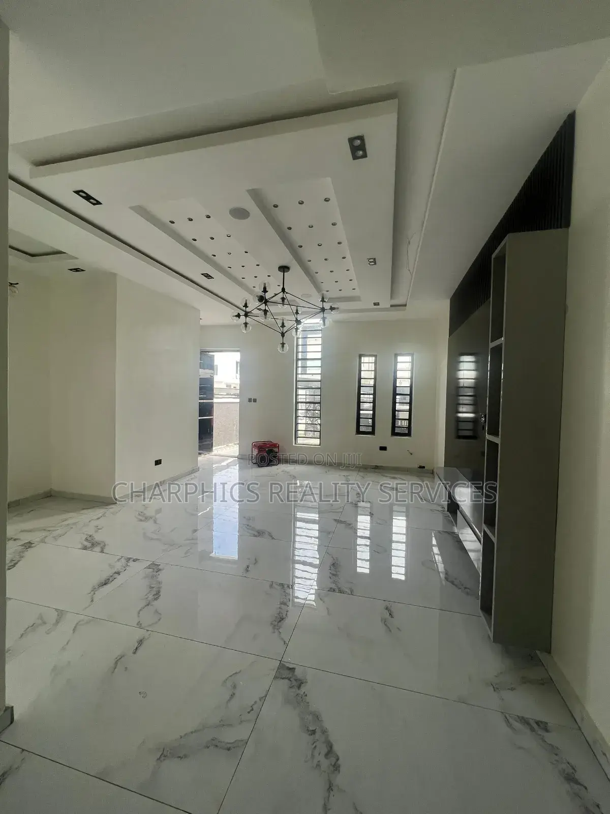 5bdrm Duplex in Ajah for sale in Ajah
