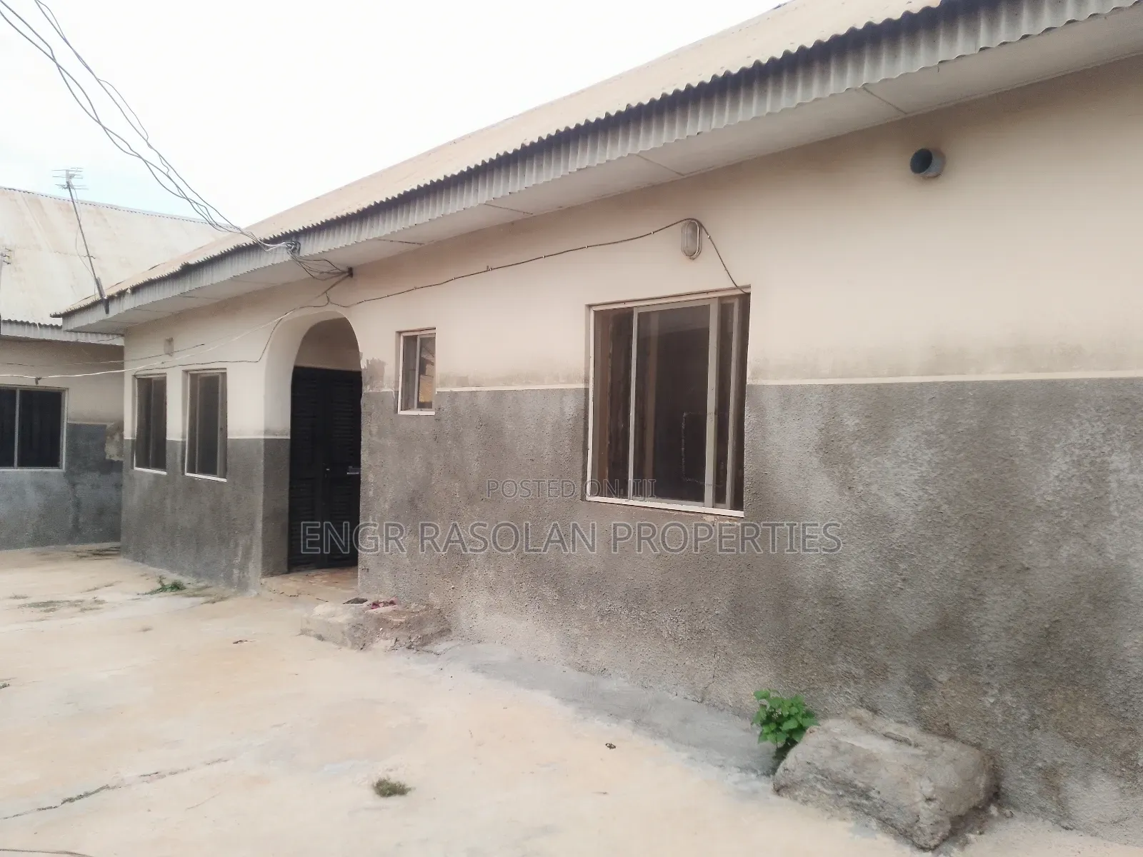 Furnished 2bdrm Block of Flats in Oke Ogun, Ilorin South for sale in Ilorin South