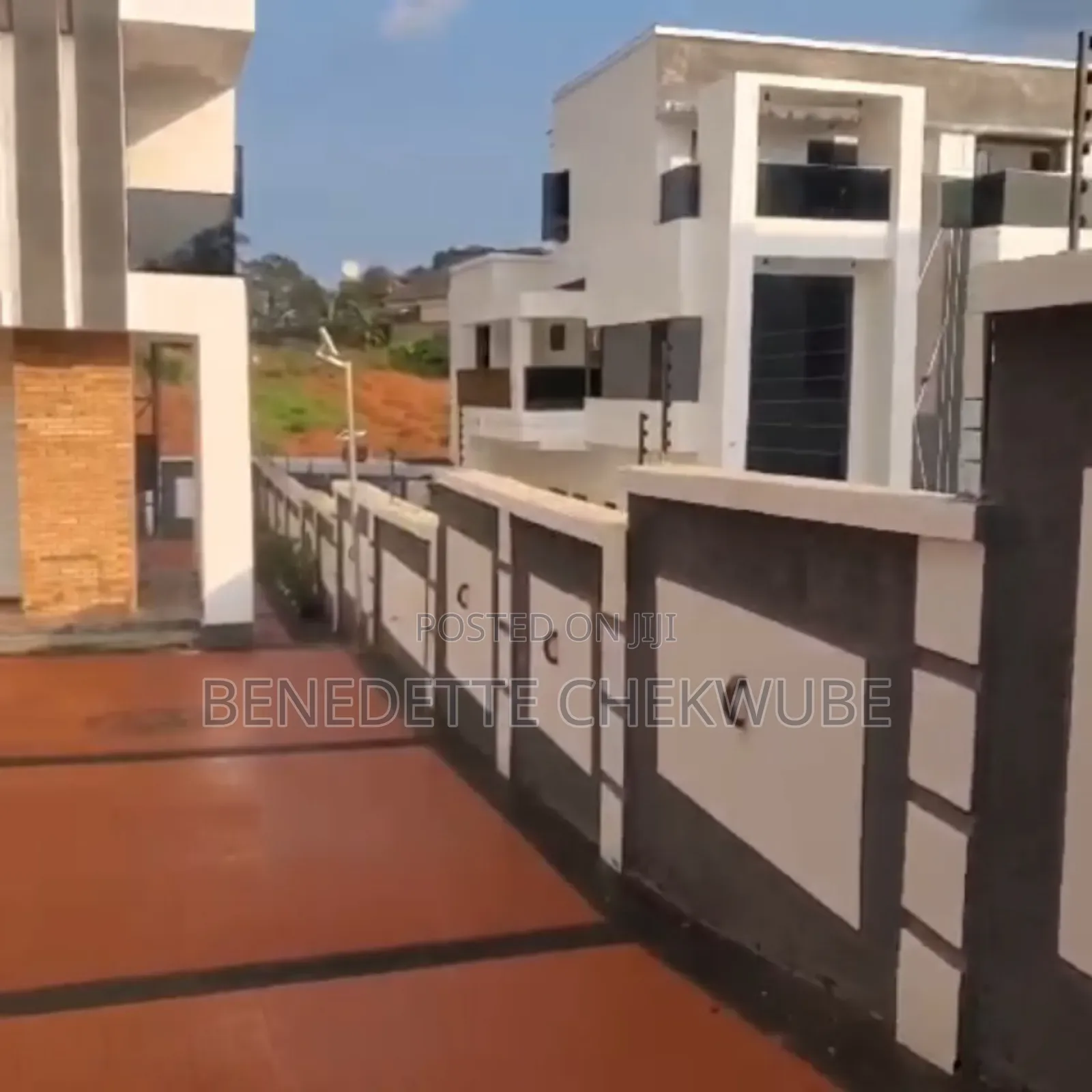 5bdrm Duplex in Bricks, Enugu for sale in Enugu