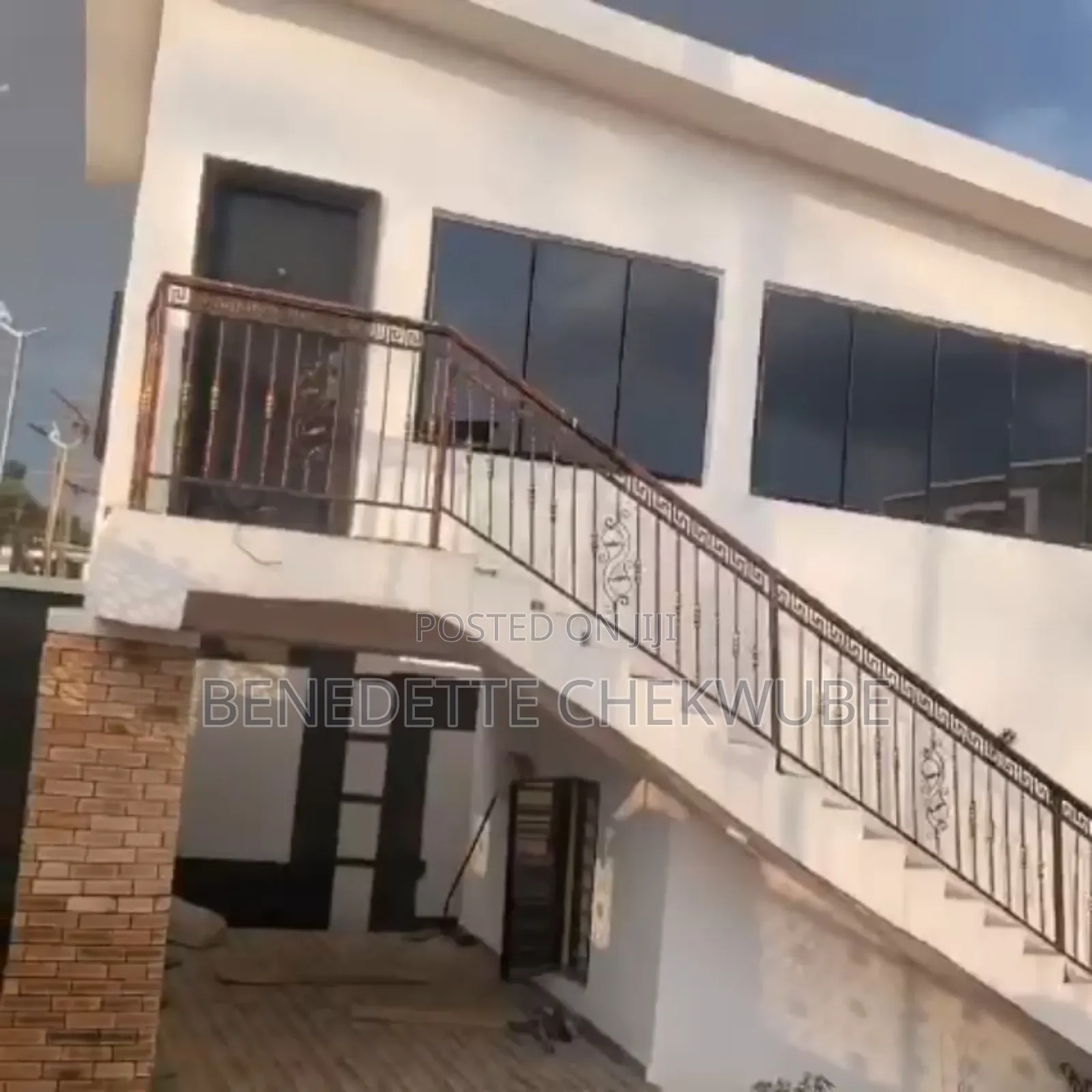 5bdrm Duplex in Bricks, Enugu for sale in Enugu