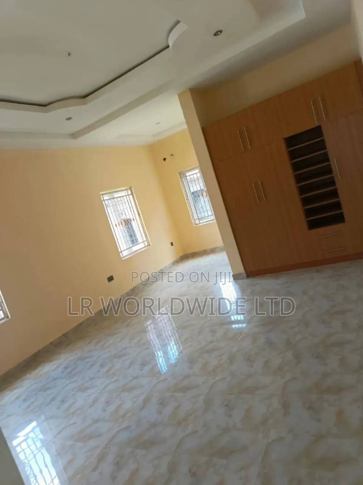 4bdrm Duplex in Lugbe District for sale in Lugbe District