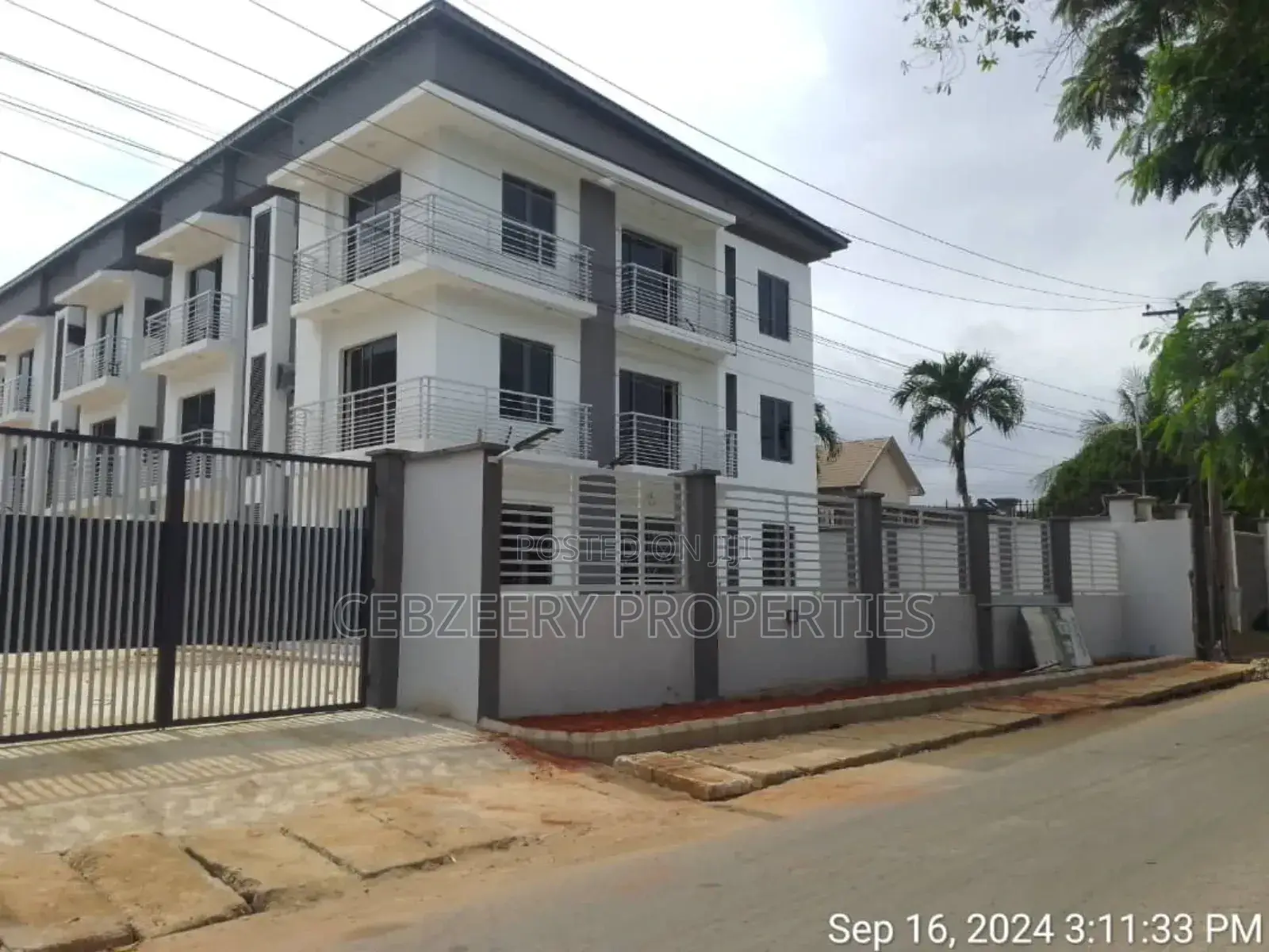3bdrm Block of Flats in New Garage / Ojota for rent in New Garage / Ojota