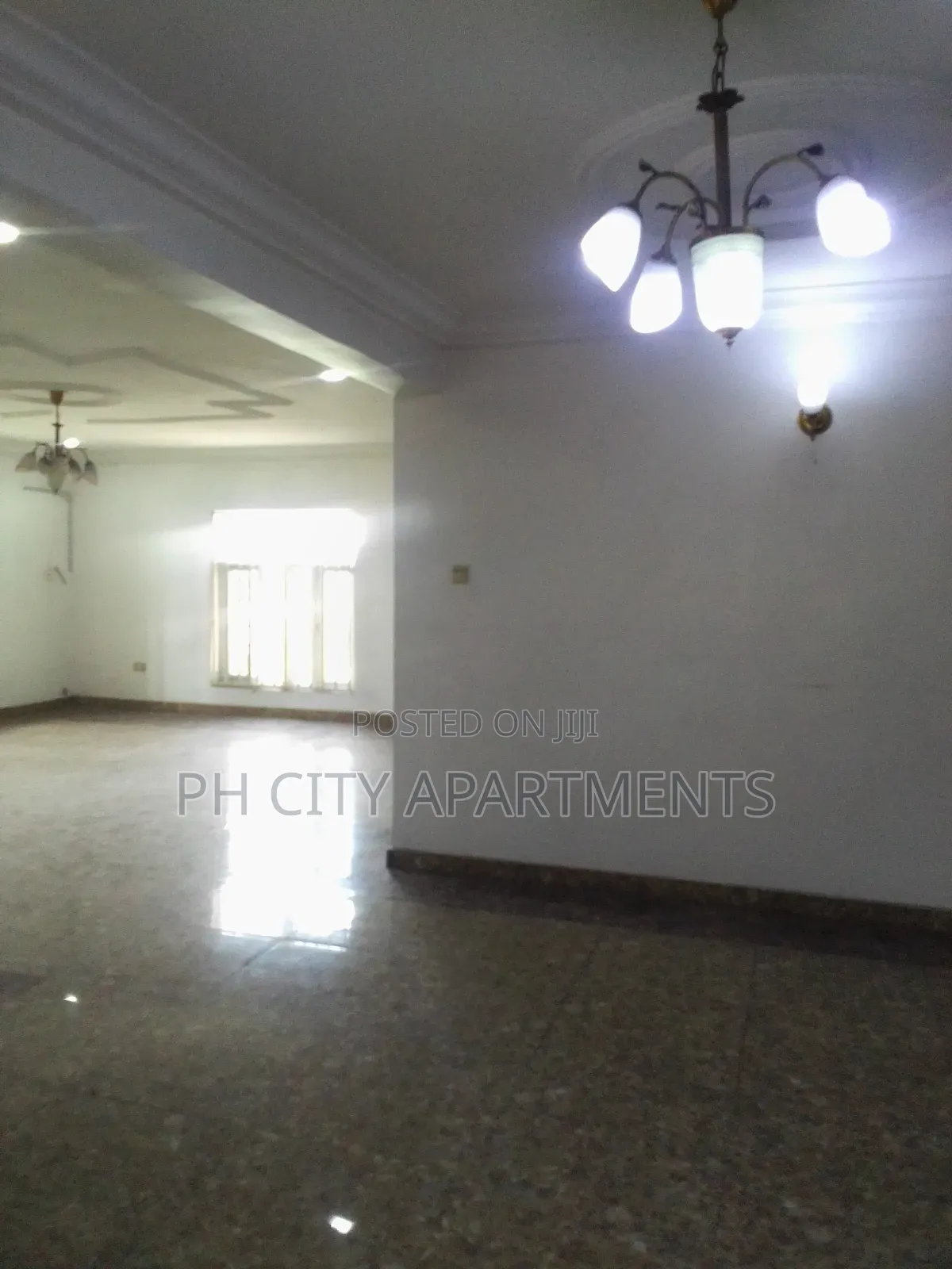 2bdrm Block of Flats in Old GRA for rent in Old GRA