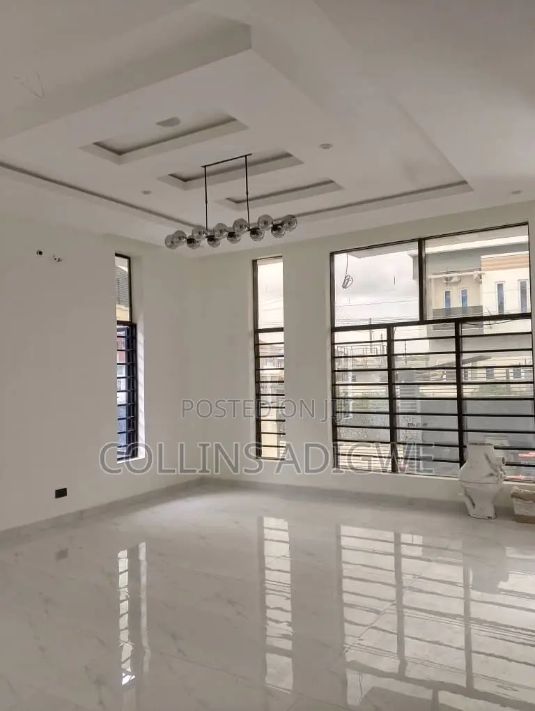 Furnished 5bdrm Duplex in Lbs, Sangotedo for sale in Sangotedo