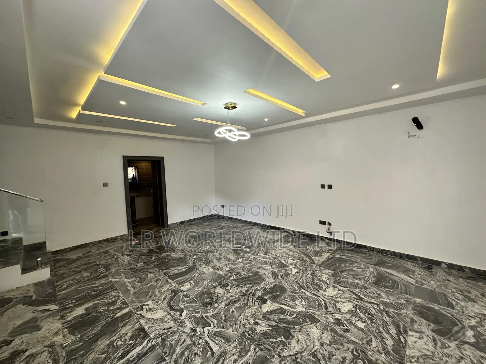 4bdrm Townhouse/Terrace in Wuse for sale in Wuse