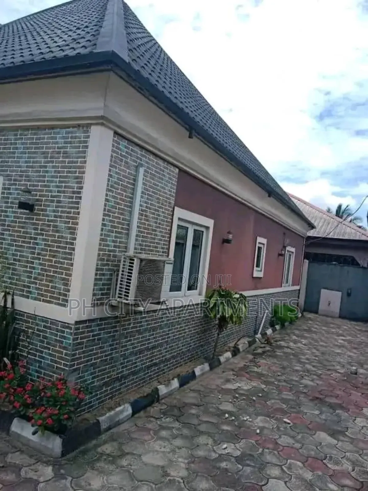 4bdrm Bungalow in Port-Harcourt for sale in Port-Harcourt