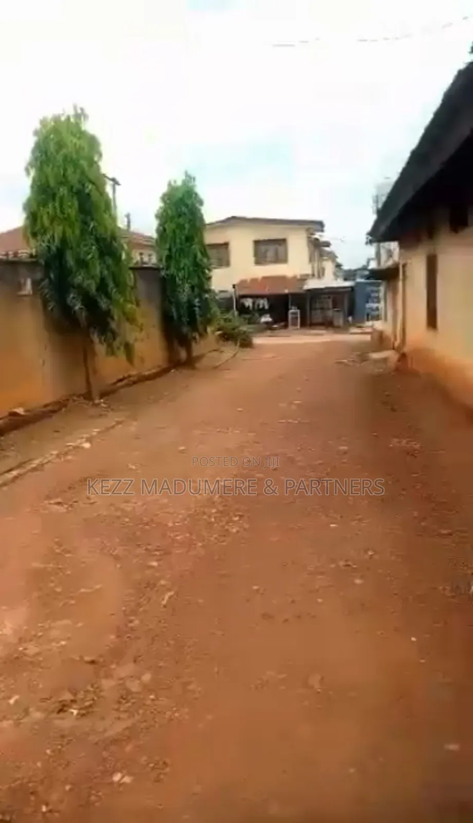 For Sale : 500 SQMTRS at the Heart of Uwani , Enugu in Enugu