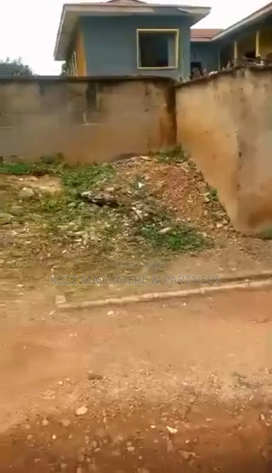 For Sale : 500 SQMTRS at the Heart of Uwani , Enugu in Enugu