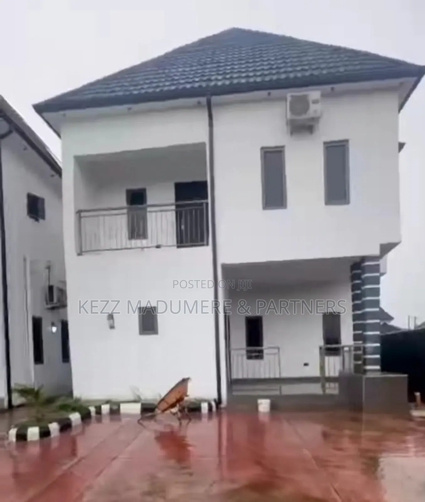 12bdrm Duplex in Port Harcourt , for sale in Port-Harcourt