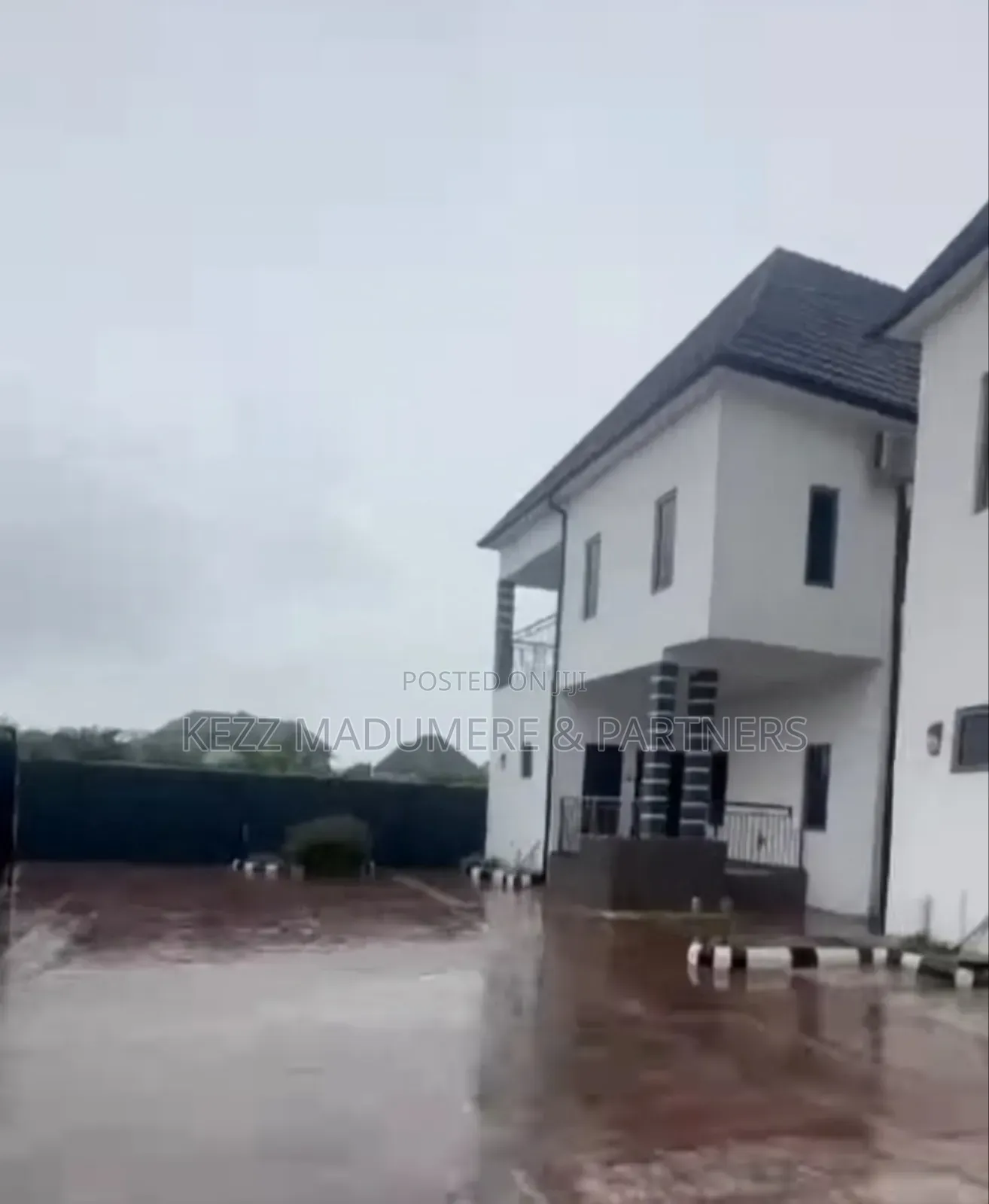 12bdrm Duplex in Port Harcourt , for sale in Port-Harcourt