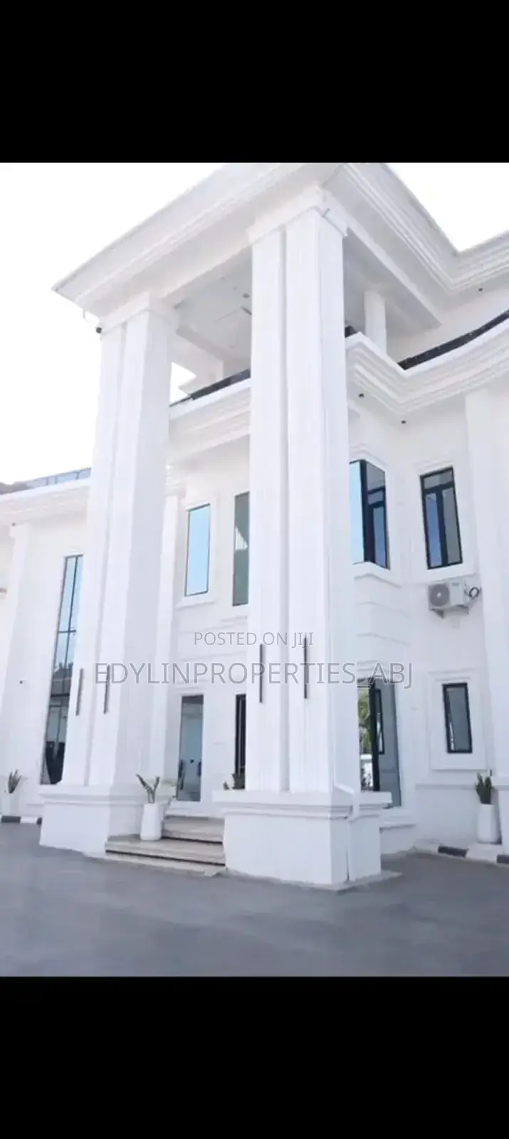 11bdrm Mansion in Guzape District for sale in Guzape District