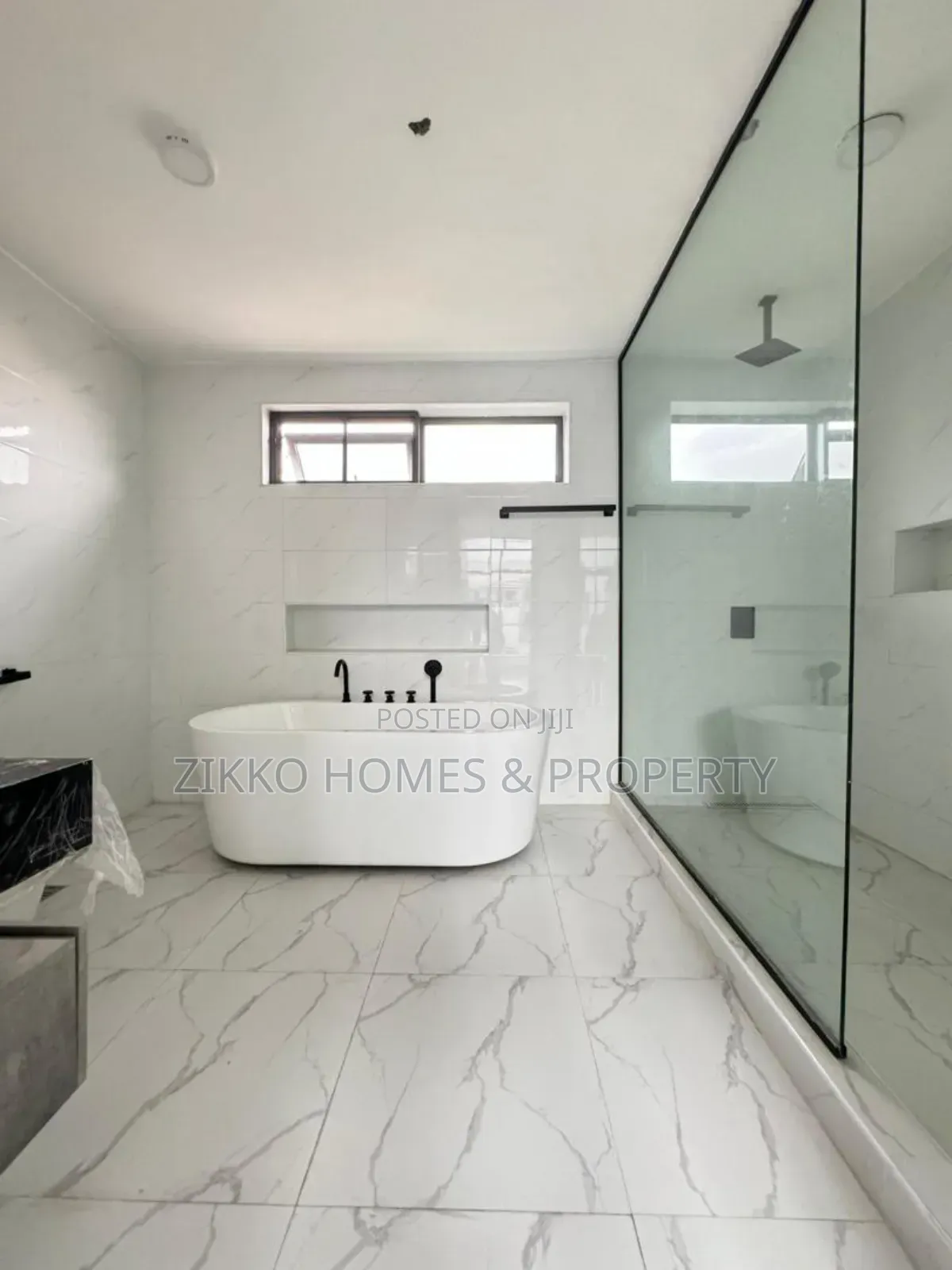 Furnished 5bdrm Duplex in Lekki for sale in Lekki Phase 1