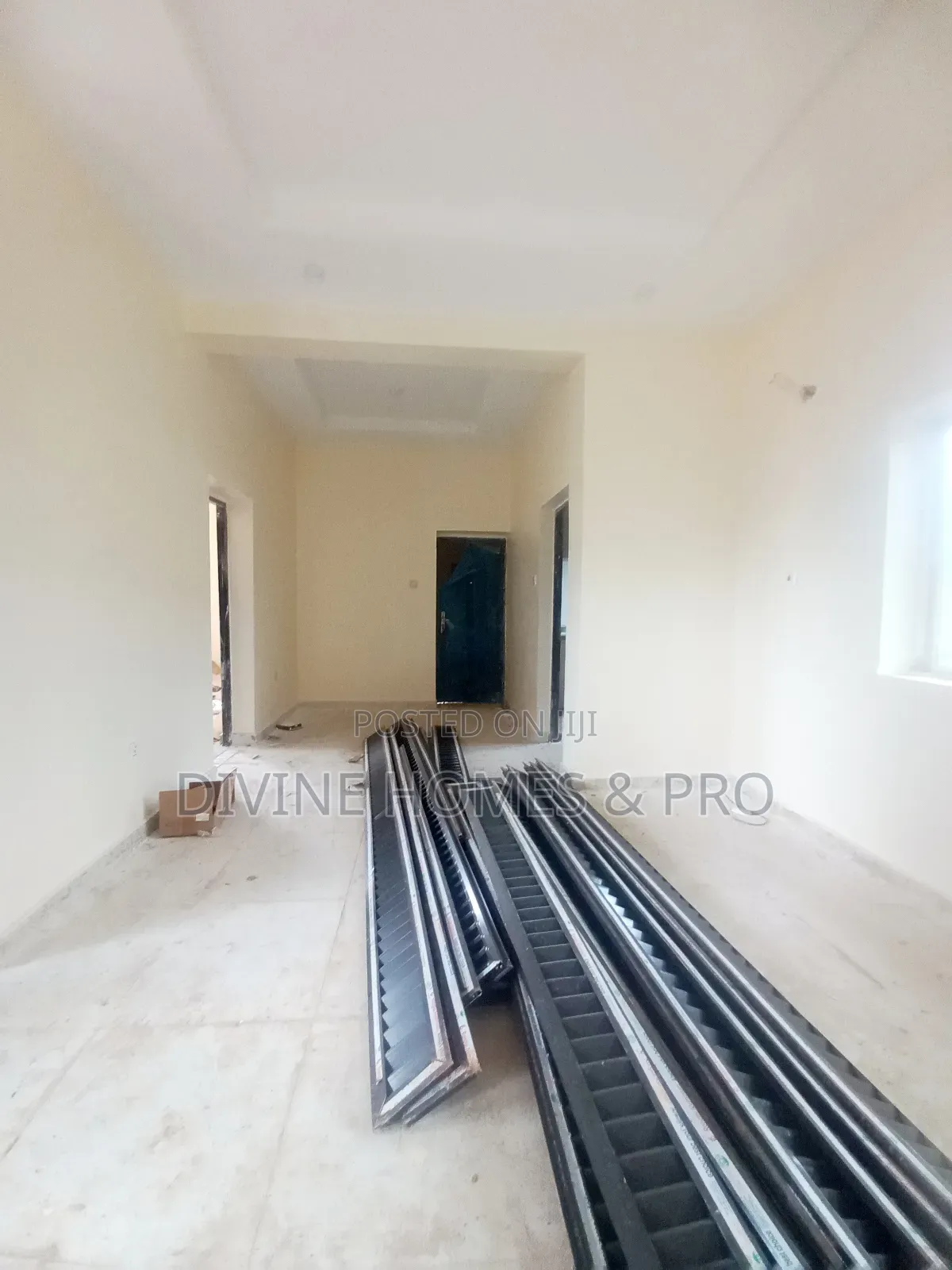 1bdrm Block Of Flats In Kubwa For Sale in Kubwa
