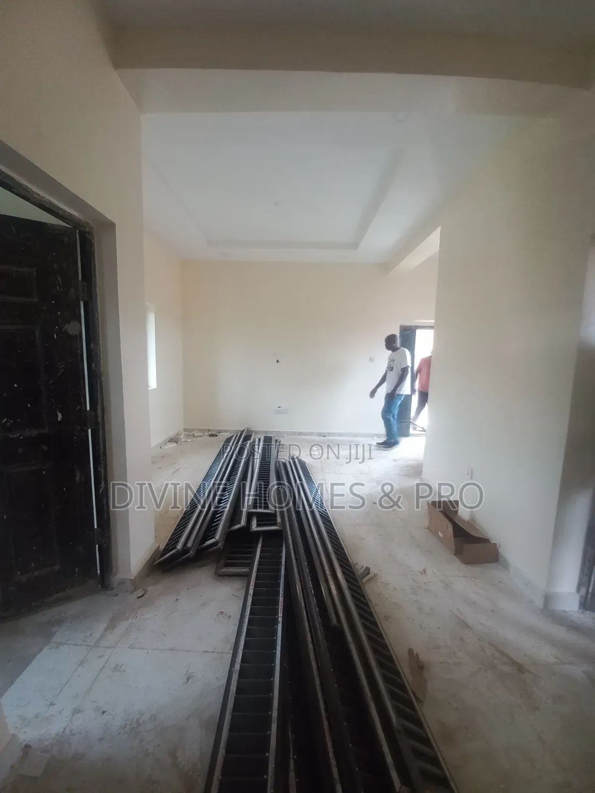 1bdrm Block Of Flats In Kubwa For Sale in Kubwa