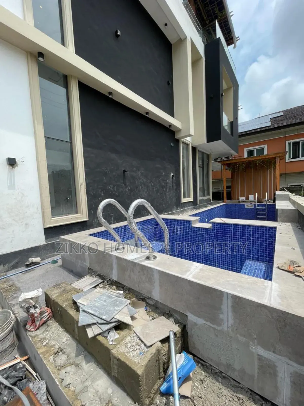 Furnished 6bdrm Duplex in Ikate, Lekki Phase 1 for sale in Lekki Phase 1