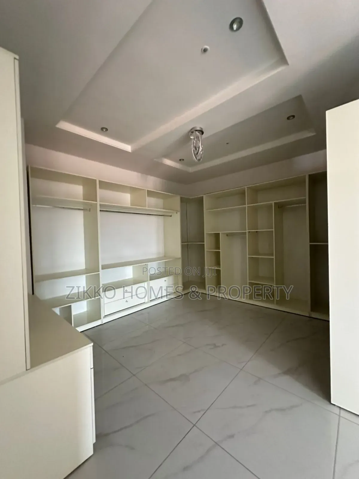Furnished 5bdrm Duplex in Lekki for sale in Lekki Phase 1