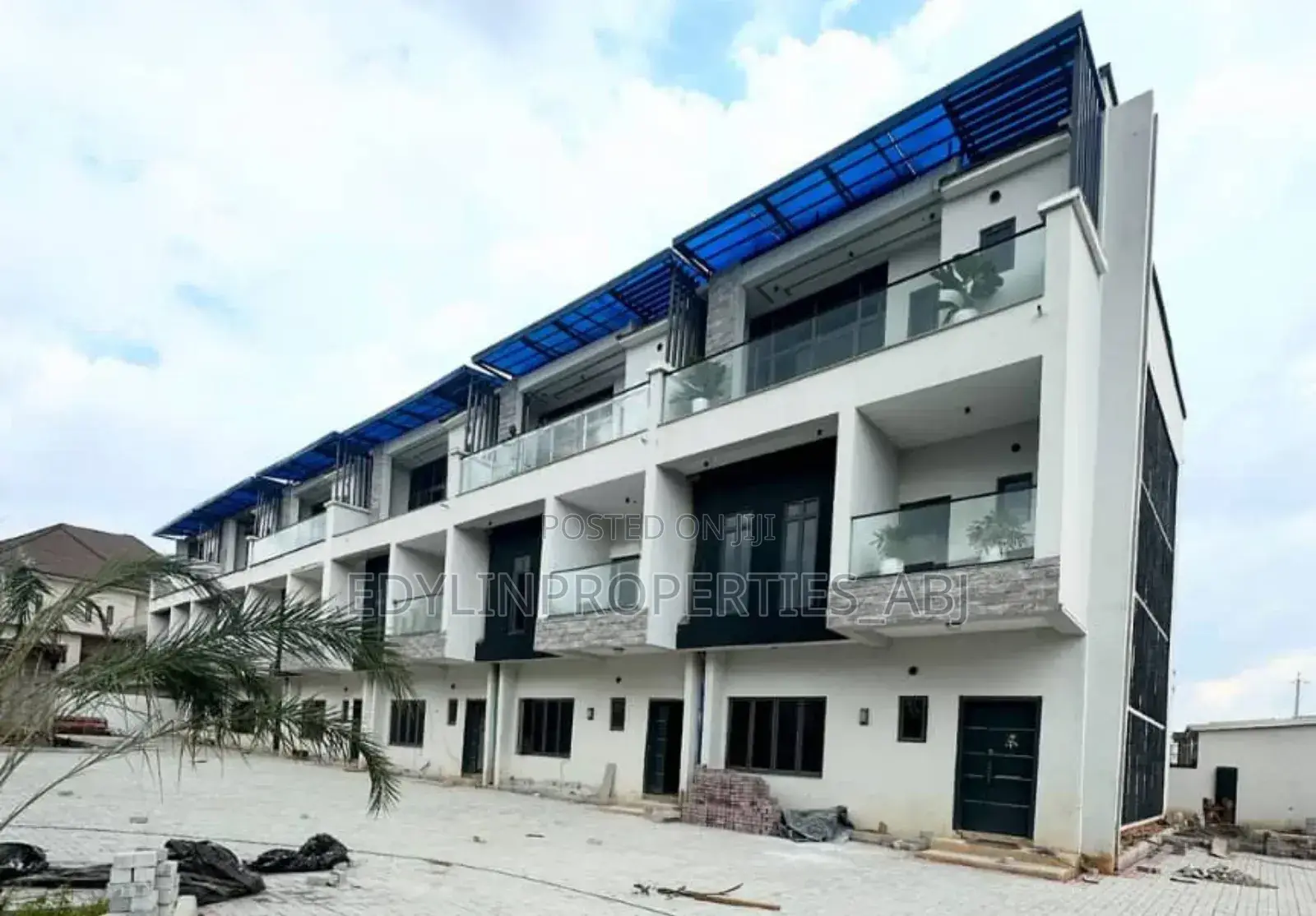4bdrm Duplex in Jahi for sale in Jahi