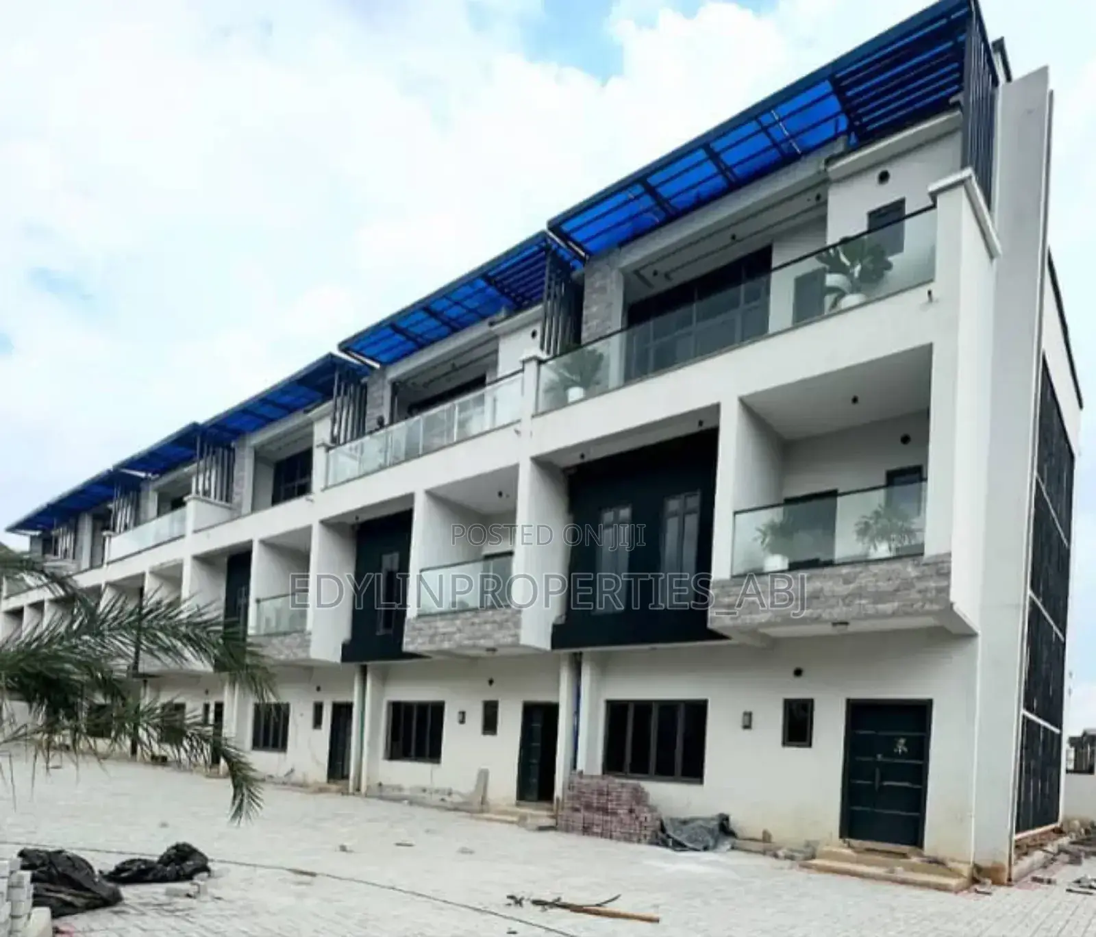 4bdrm Duplex in Jahi for sale in Jahi