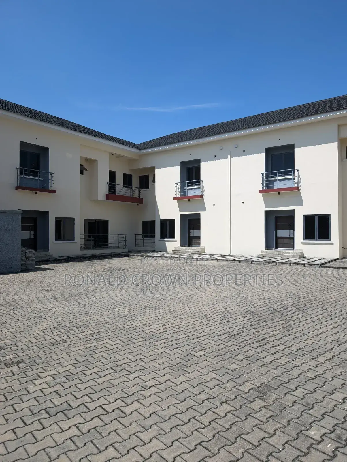 Sharp 4 Units of 5 Bedroom Terrace Duplexes in Lekki Phase 1
