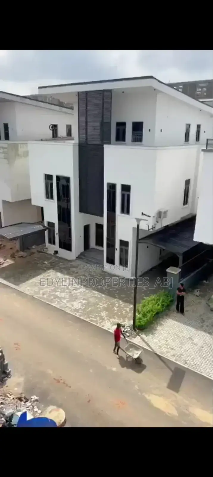 5bdrm Duplex in Inside An Estate, Jahi for sale in Jahi