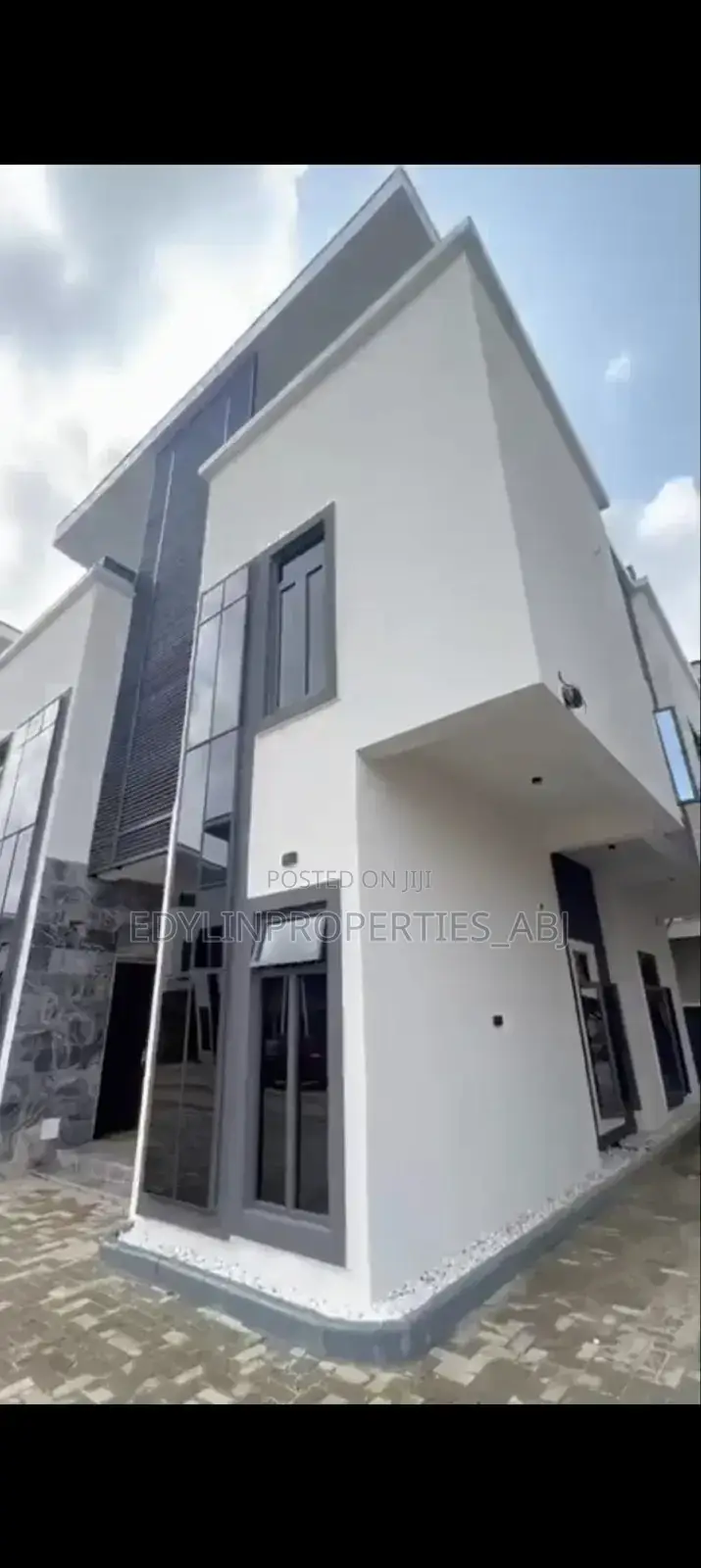 5bdrm Duplex in Inside An Estate, Jahi for sale in Jahi