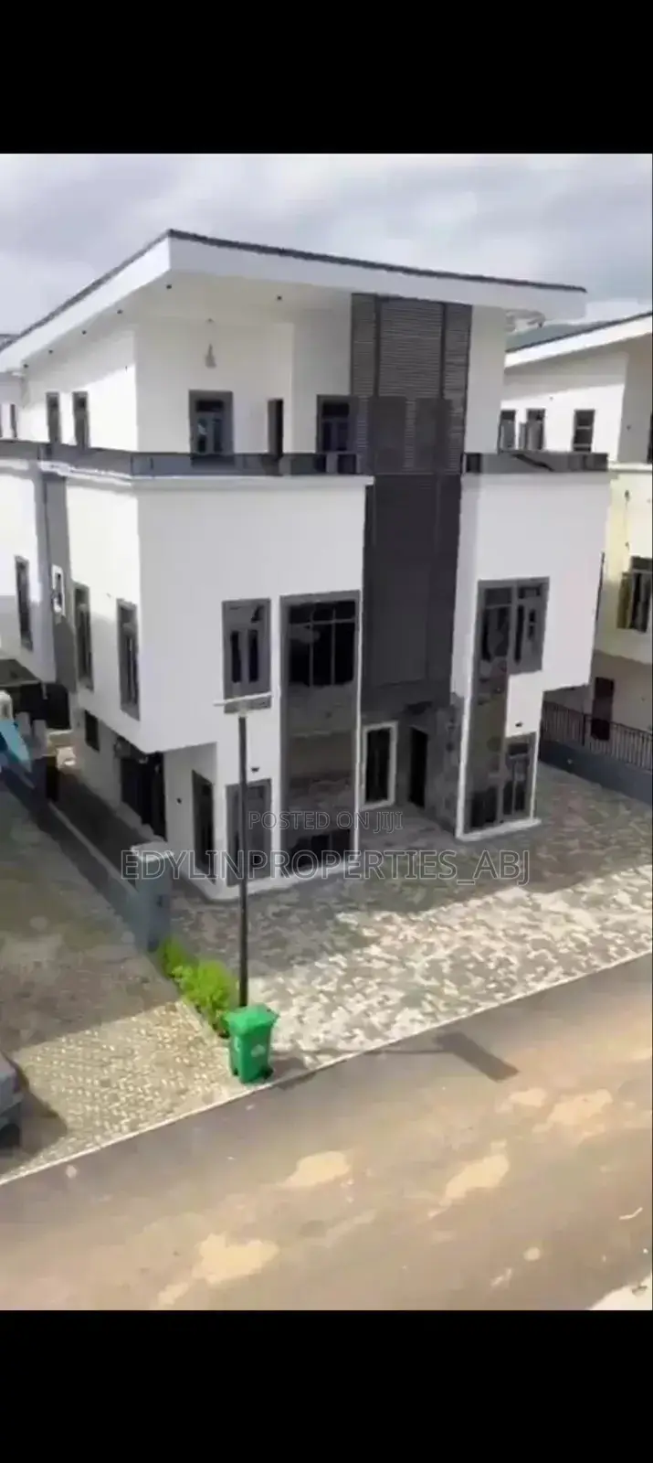 5bdrm Duplex in Inside An Estate, Jahi for sale in Jahi