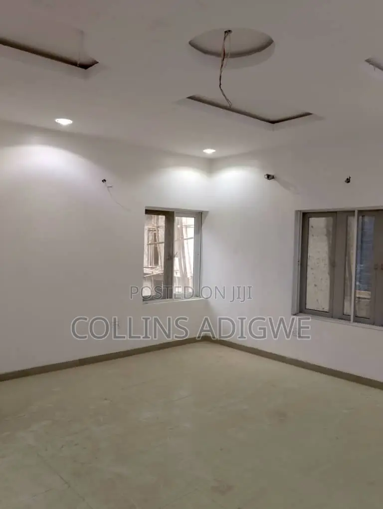 1bdrm Apartment in Abraham Adesanya for sale in Abraham Adesanya Estate