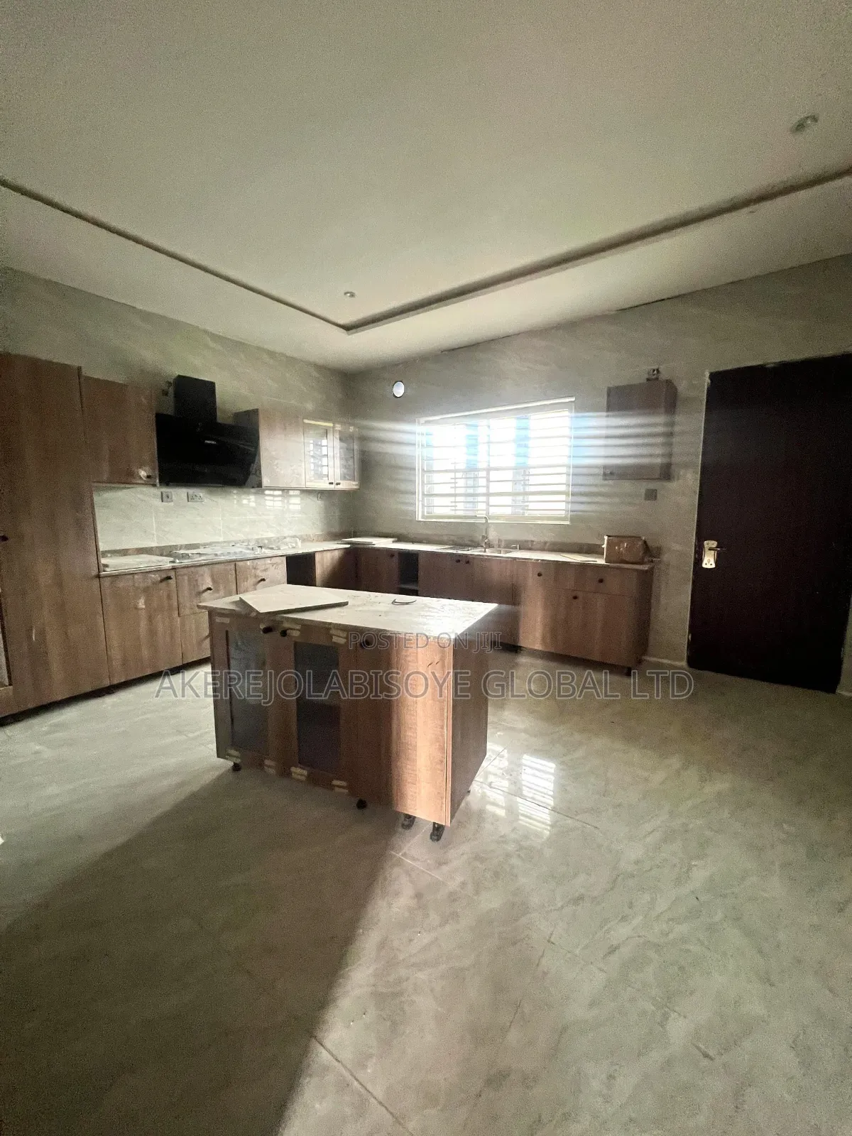 5bdrm Duplex in Close To Stella, Life Camp for sale in Life Camp
