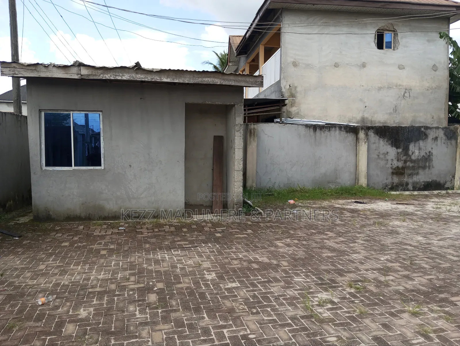 6bdrm Block of Flats in Off Sars Rd, Port-Harcourt for sale in Port-Harcourt