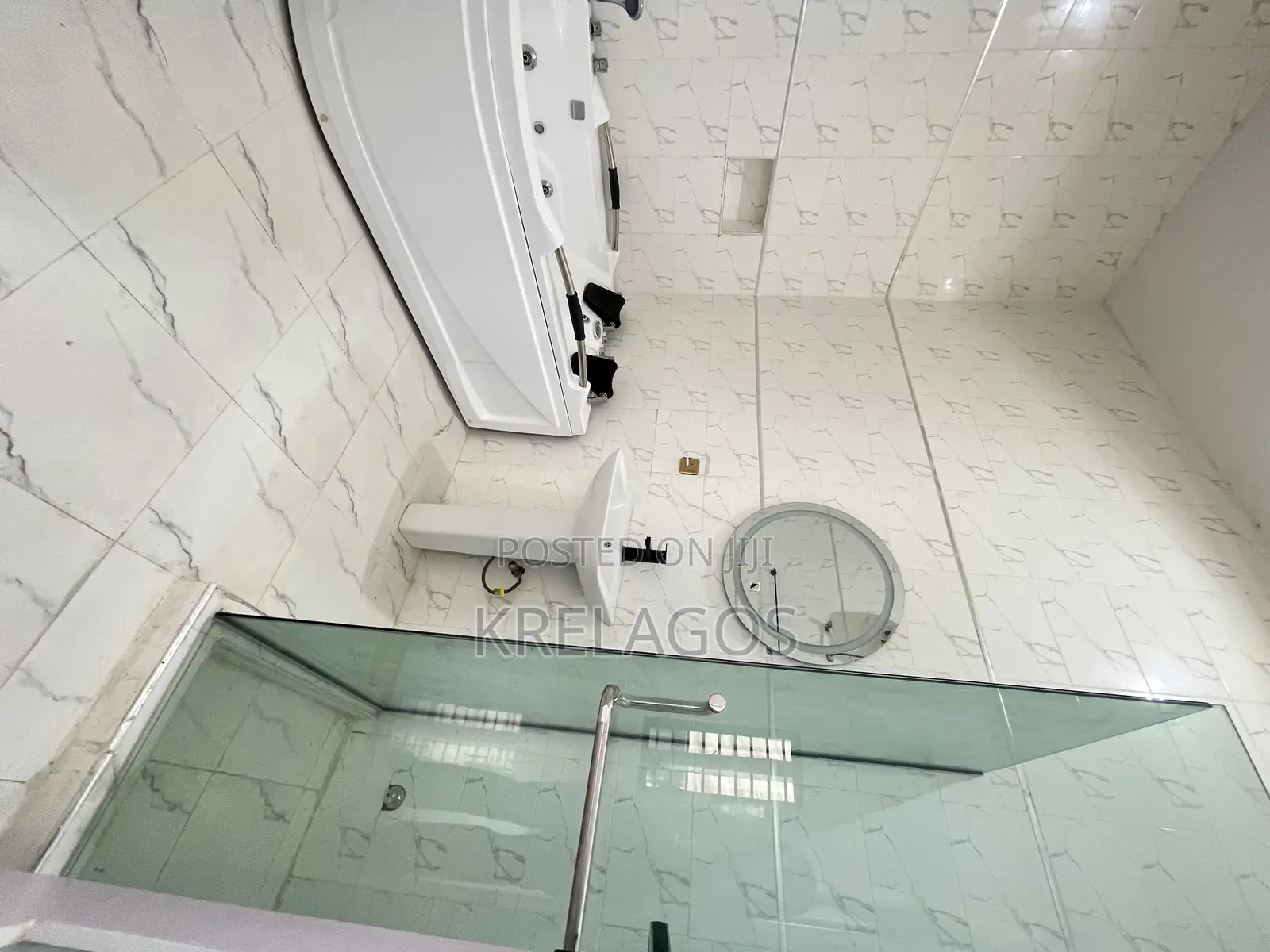 4bdrm Duplex in Ikota for sale in Ikota