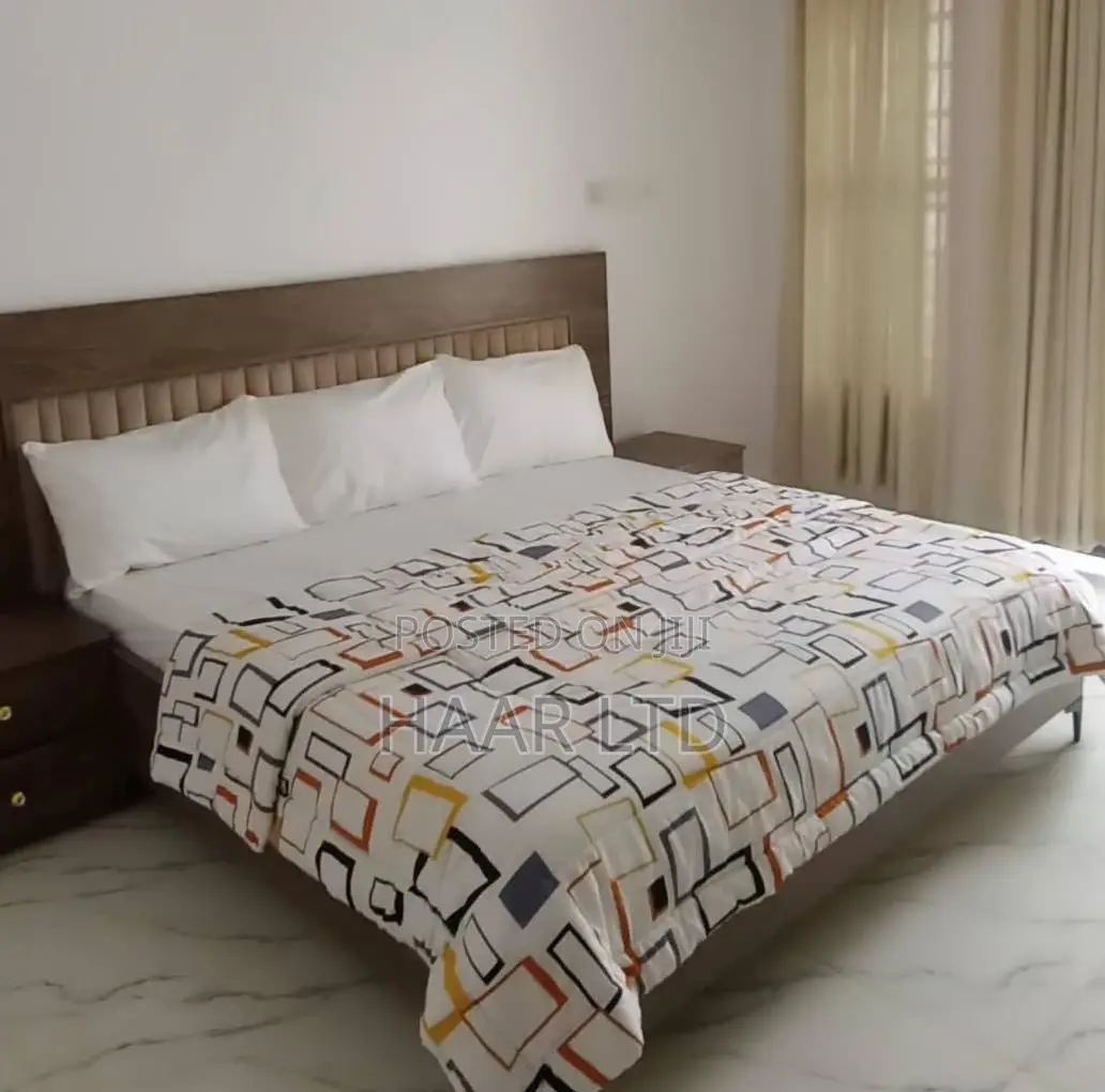 Monthly Elite Room for Monthly Rent With Pool and Gym in Igbo-efon