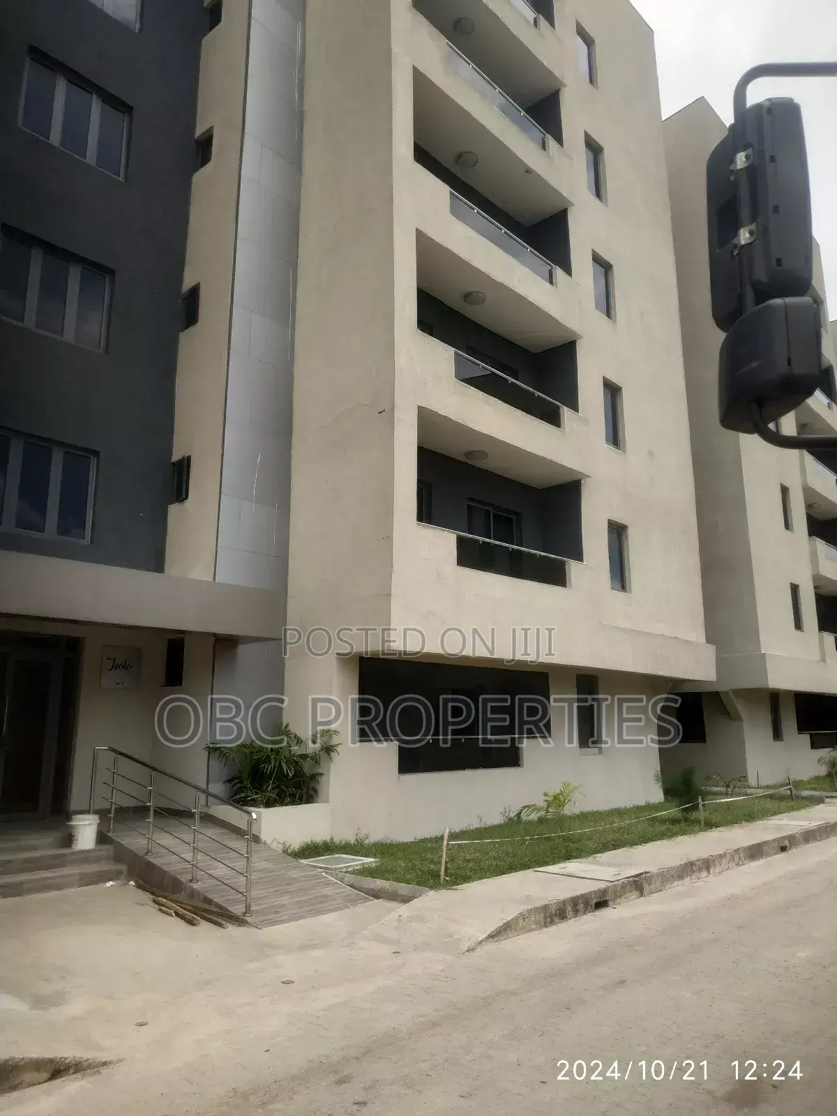2bdrm Block of Flats at Surulere in Itire
