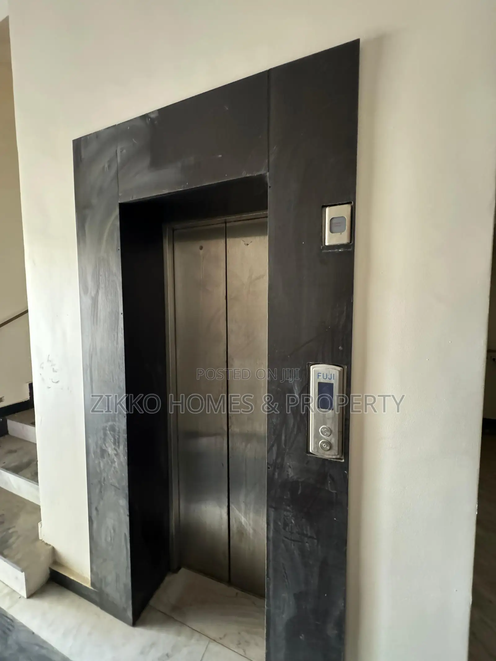Furnished 6bdrm Duplex in Lekki Phase 1 for sale in Lekki Phase 1