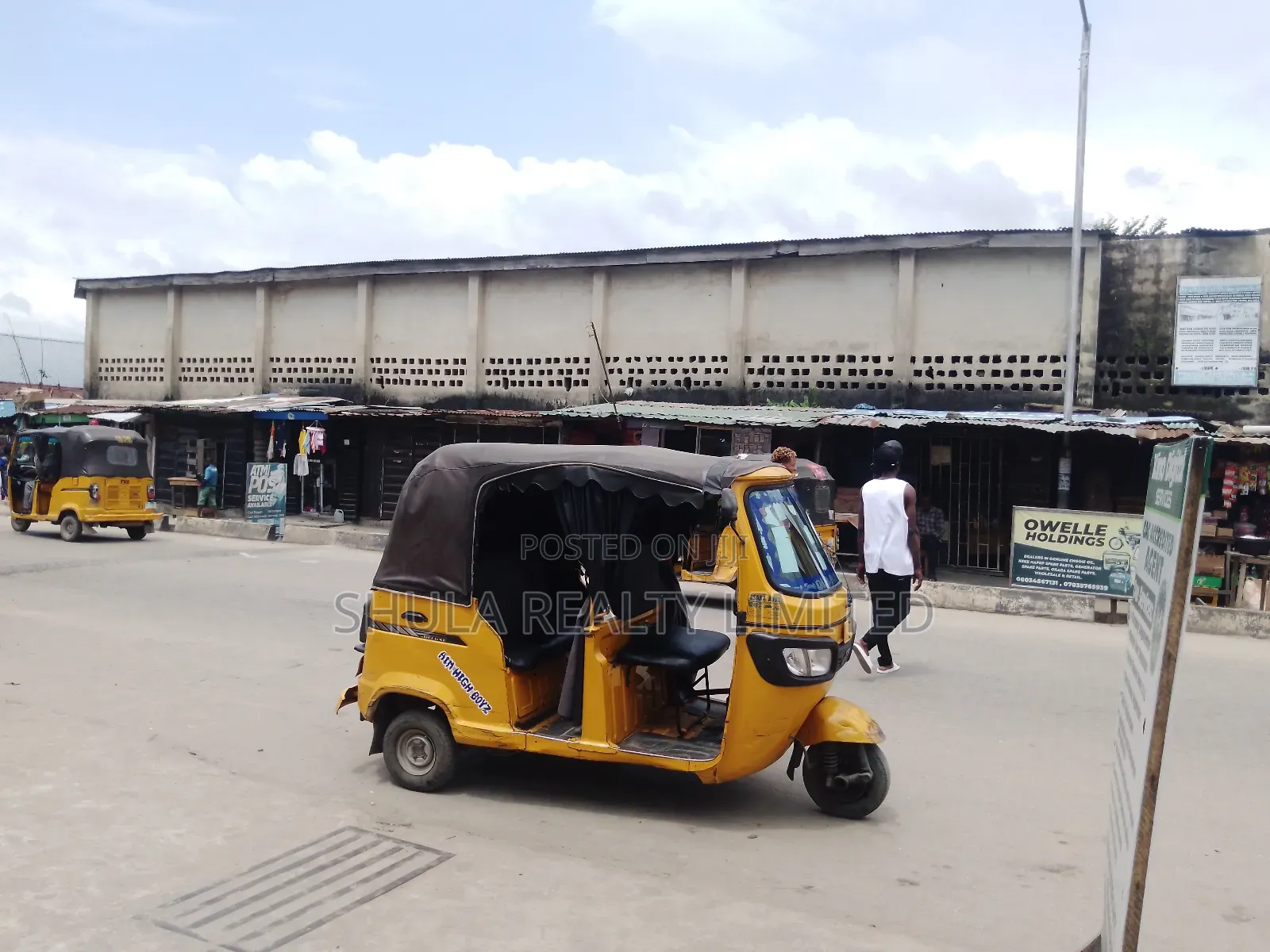 Warehouse for Sale in Iba / Ojo