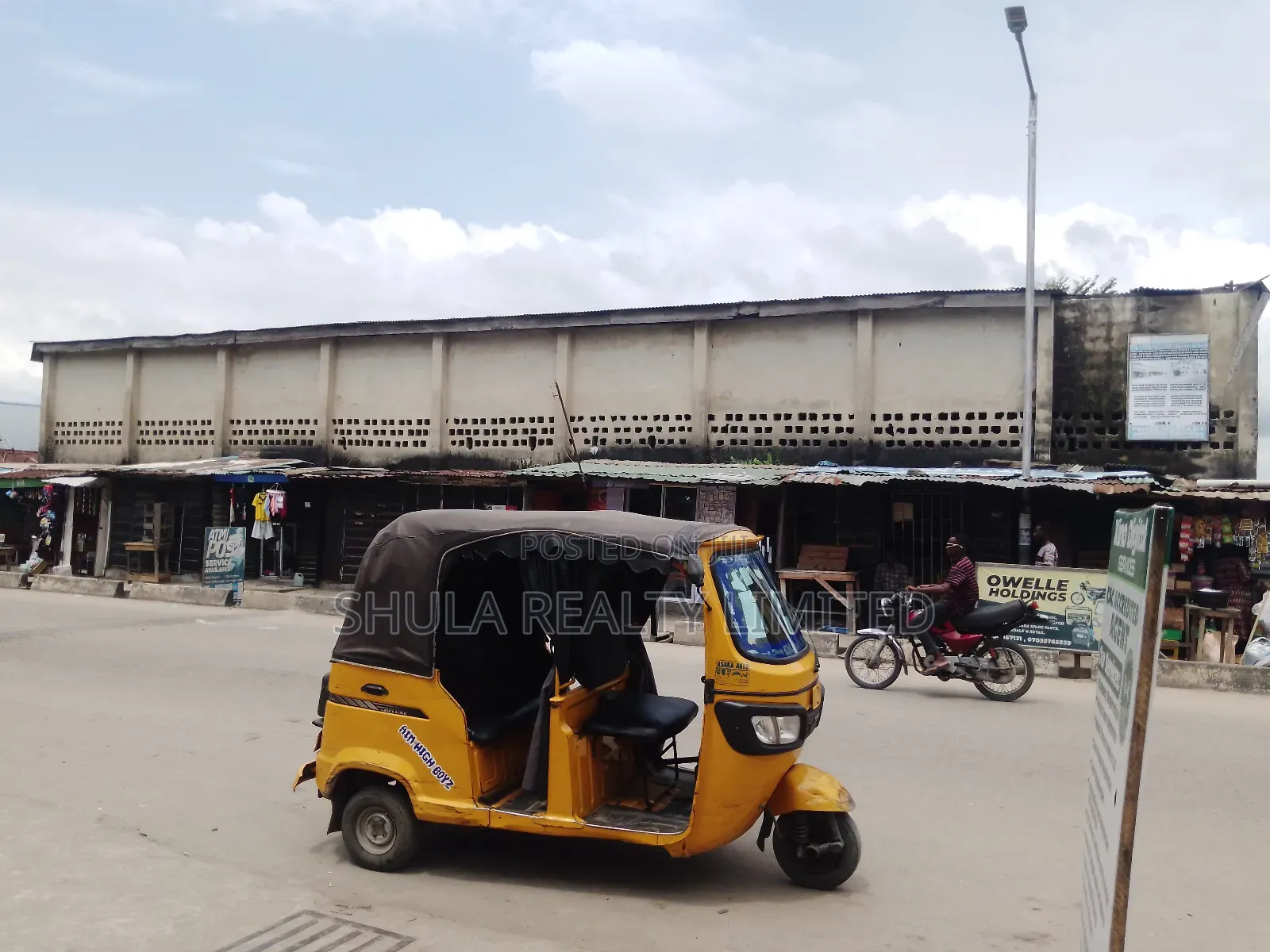 Warehouse for Sale in Iba / Ojo