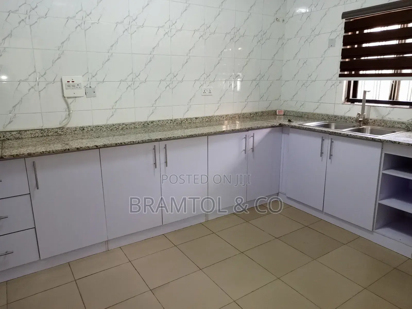 Furnished 2bdrm Block of Flats in Utako for rent in Utako