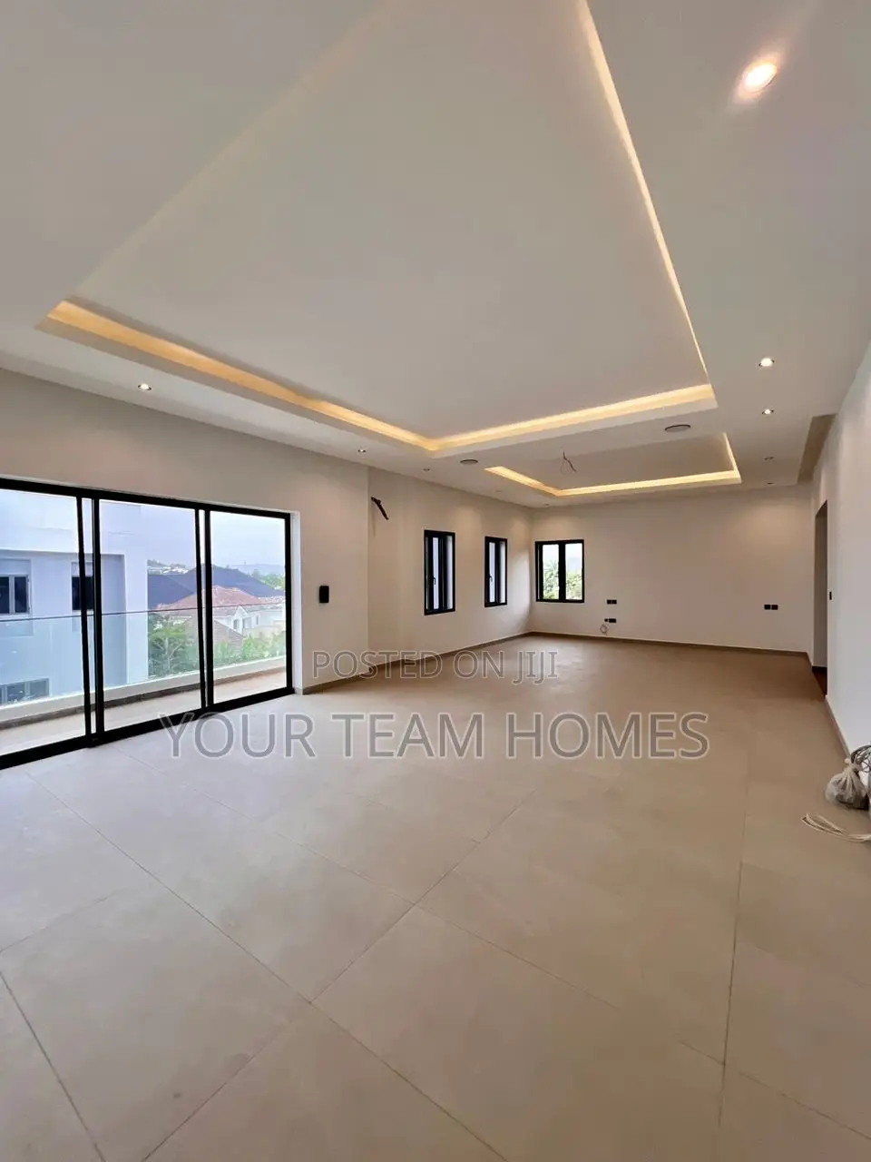 7bdrm Duplex in Asokoro for sale in Asokoro