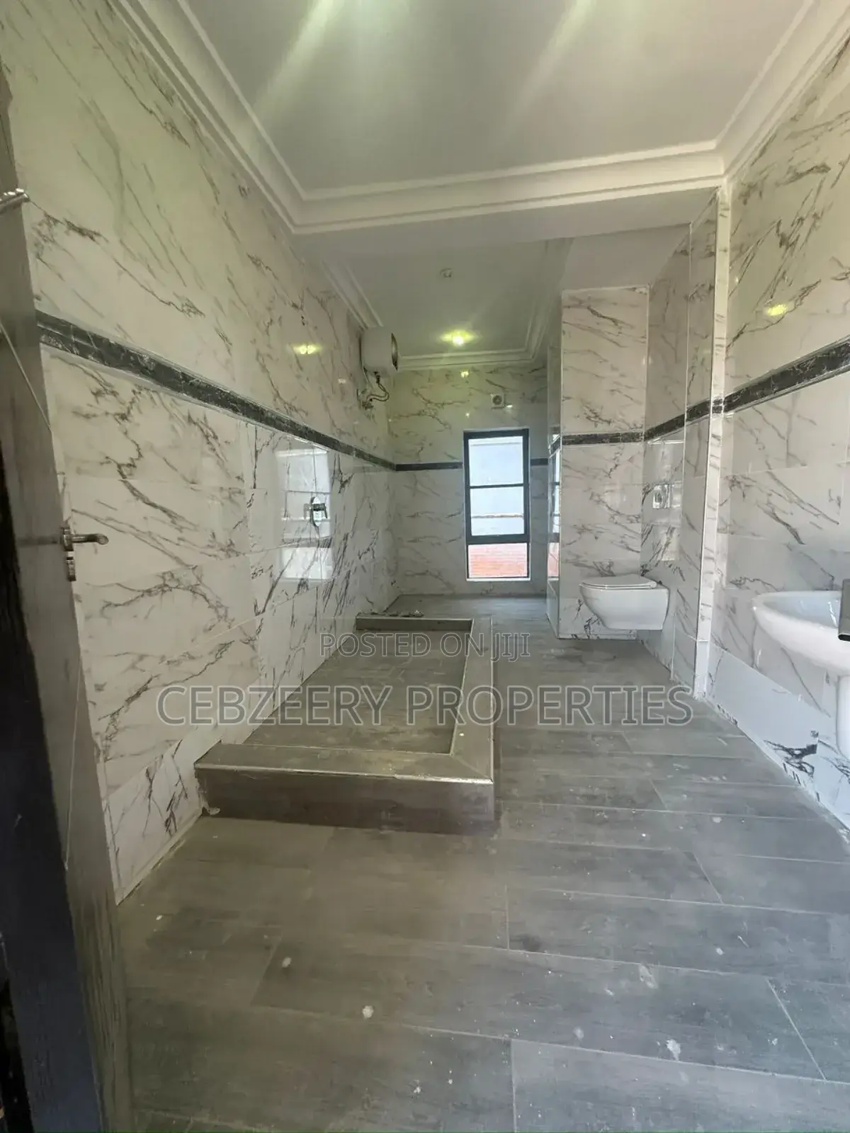 5bdrm Duplex in GRA Phase 2 Shangisha for sale in GRA Phase 2 Shangisha