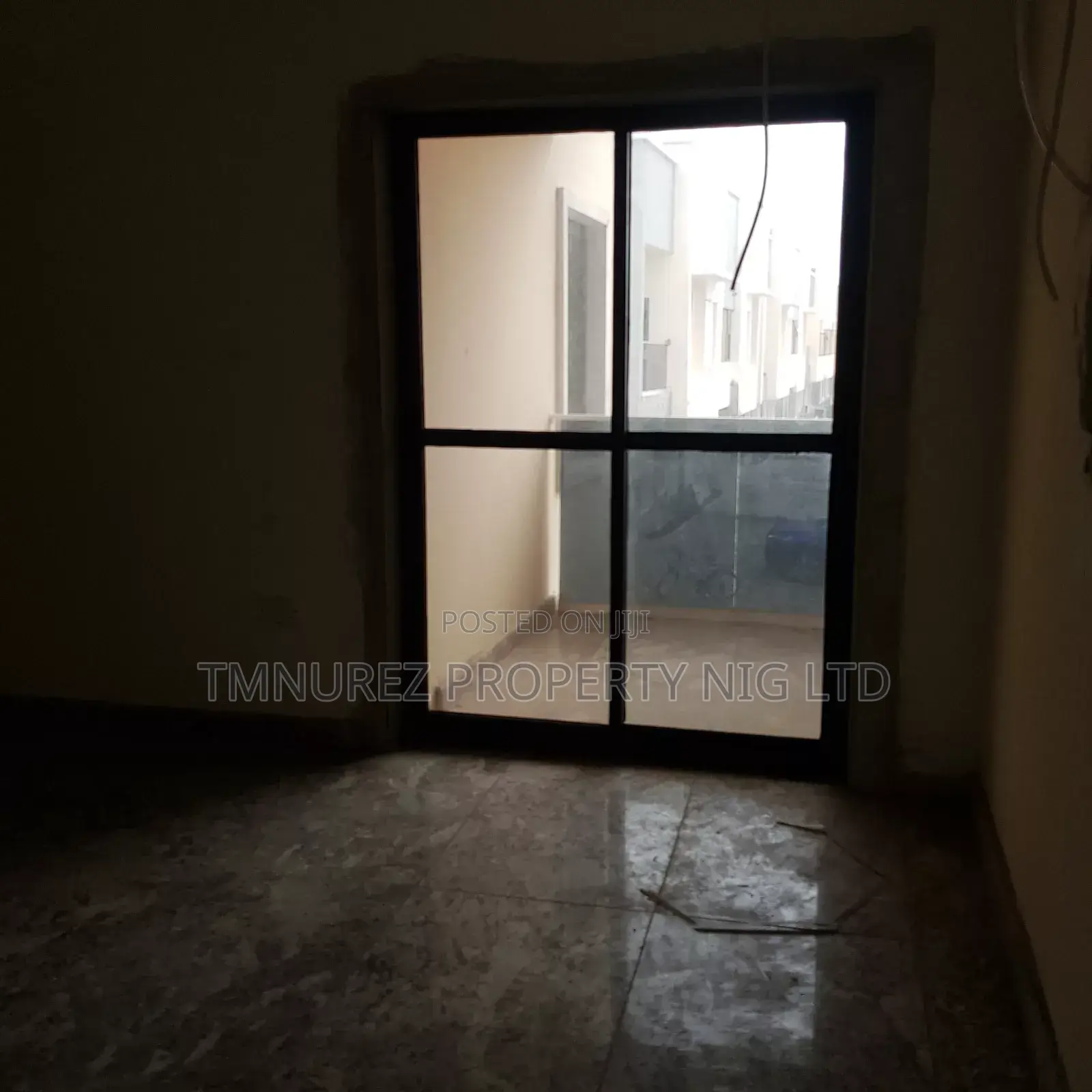 Shop for Rent in a Good Location in Lekki Phase 1