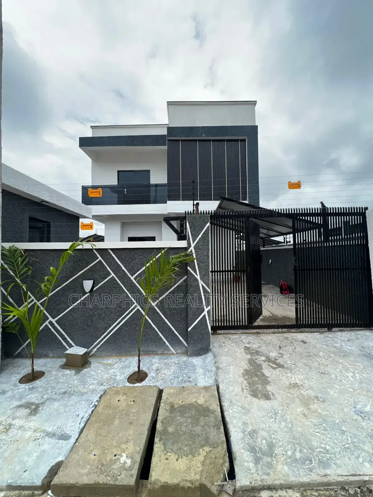 4bdrm Duplex in Lekki for sale in Lekki